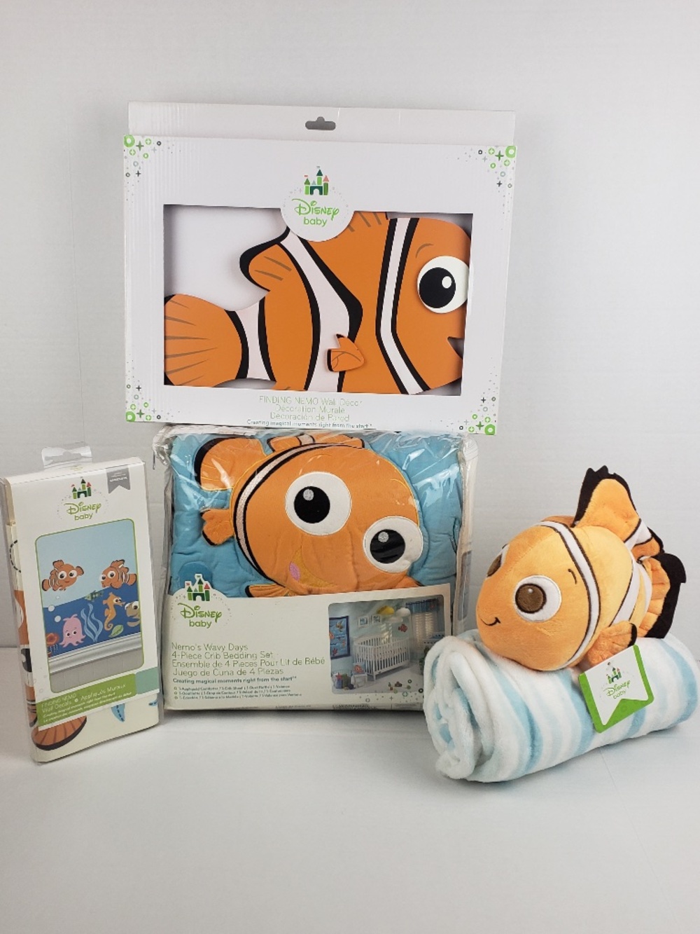 Finding Nemo: 8 piece Crib Set